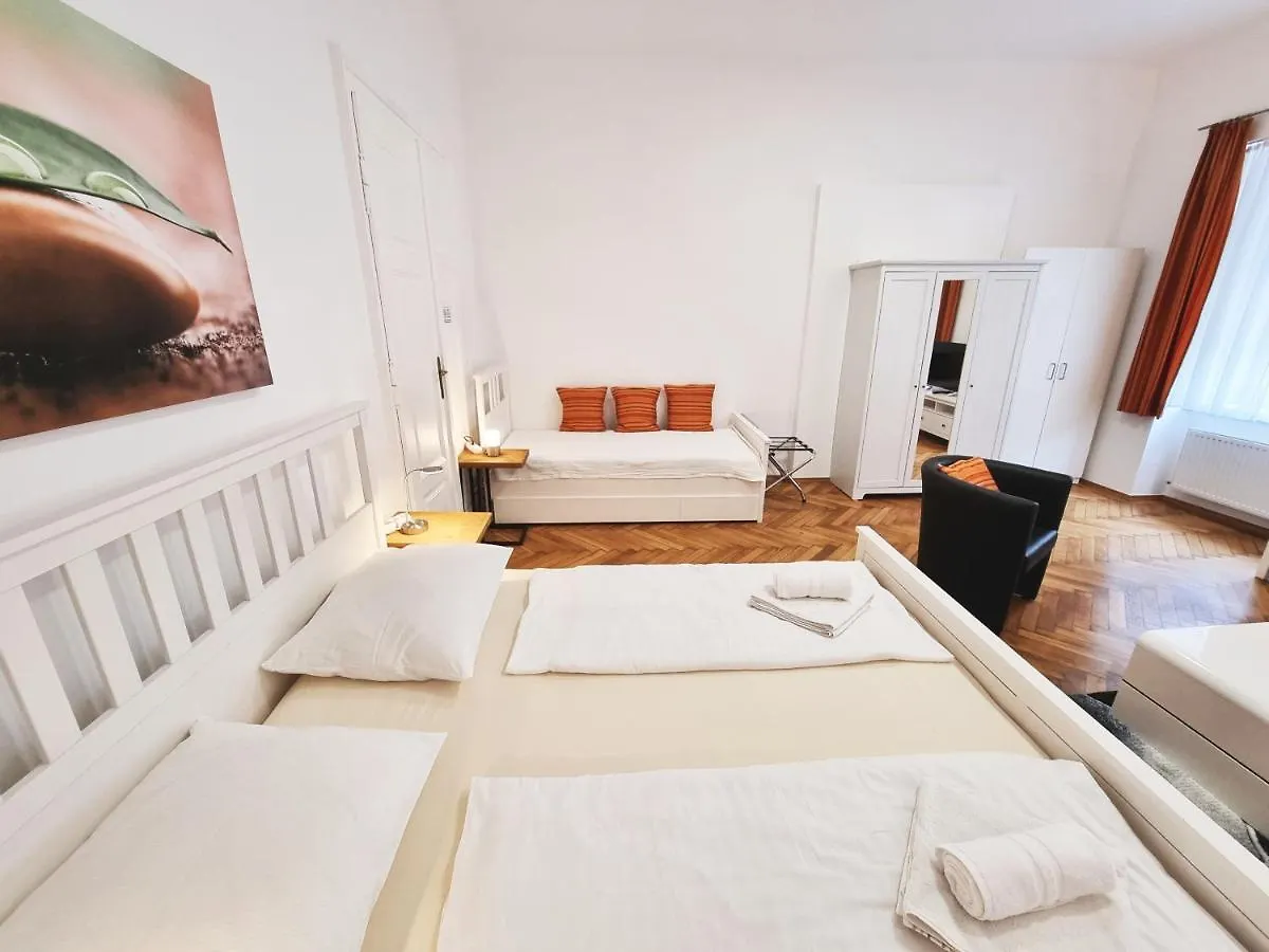 Gal Apartments וינה 0*,